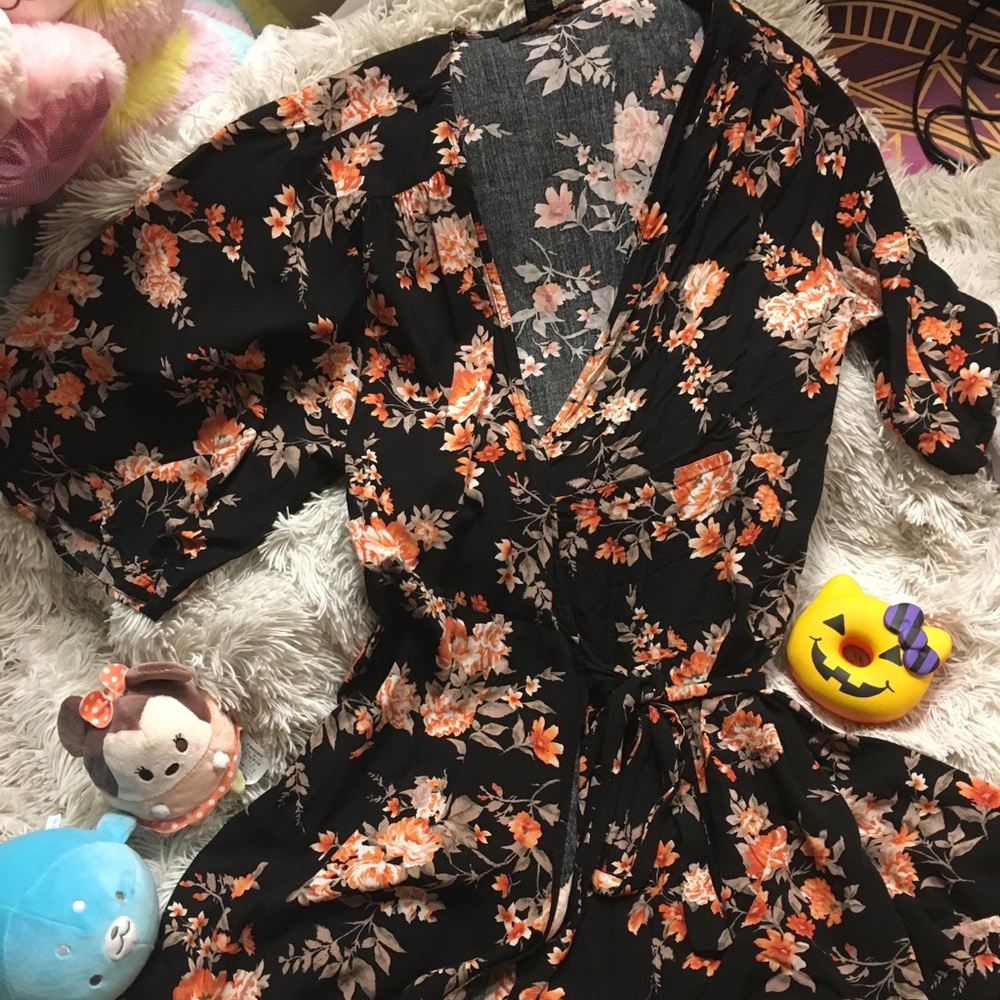 🖤 Orange and Black Floral Kimono Dress 🎃